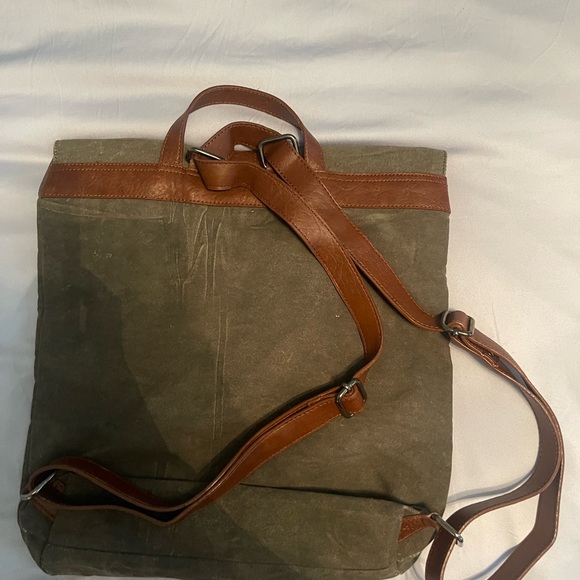 Leather and canvas backpack - Picture 3 of 4